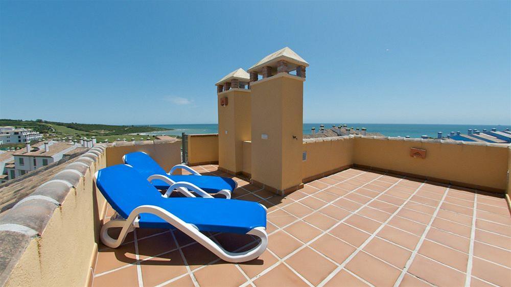 Apartamentos Vista Real Alcaidesa Exterior foto